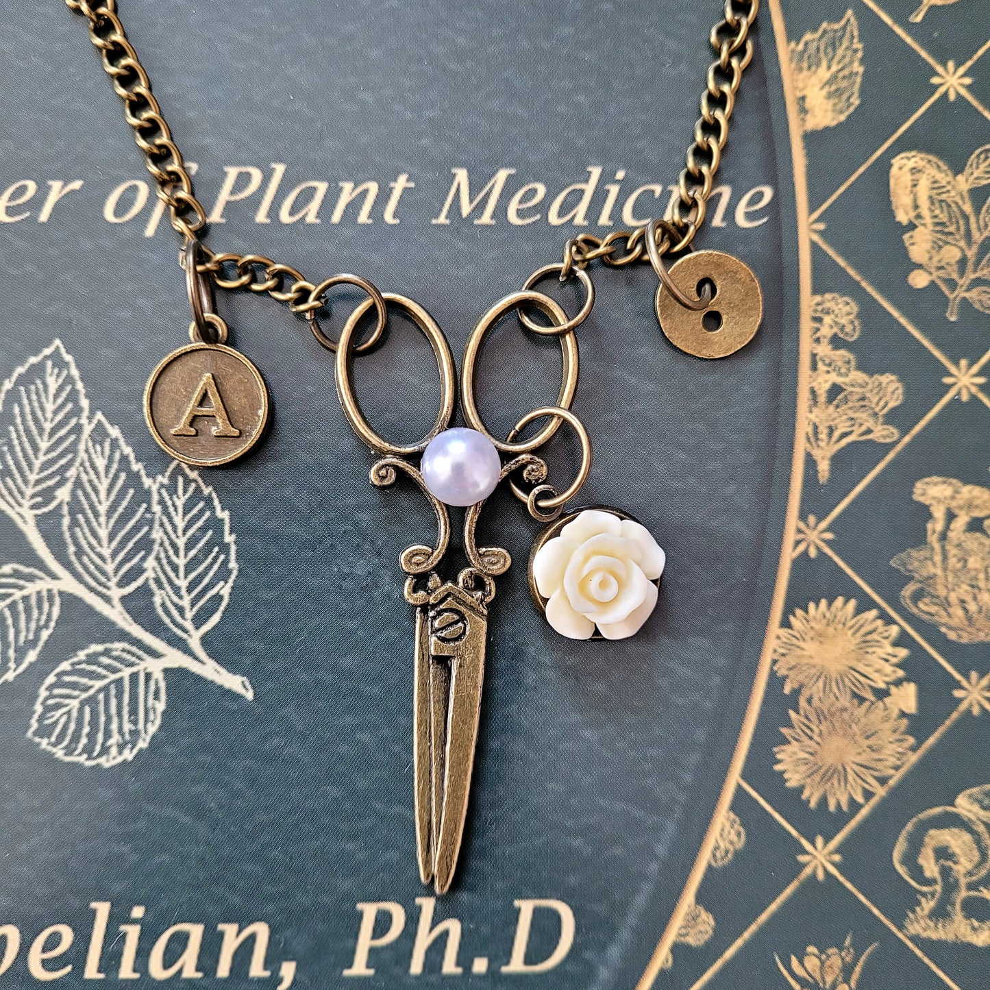 Vintage Scissors Necklace with Personalized Initial, Sewing Jewelry, Gift for Sewers, Steampunk Jewelry, Monogram jewelry