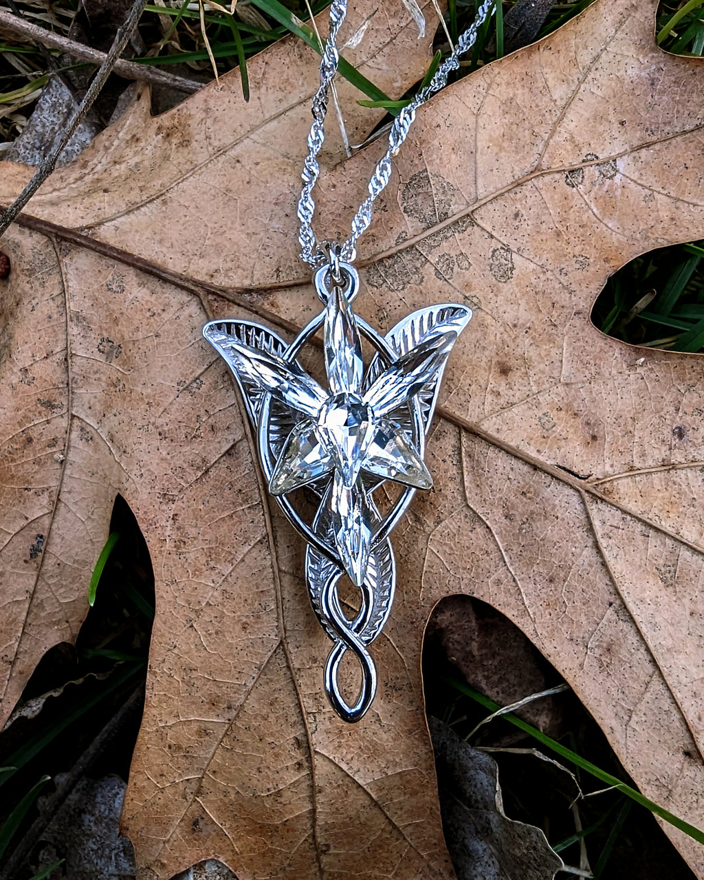 Arwen Evenstar Necklace with Jewelry Box – Sterling Silver LOTR Pendan