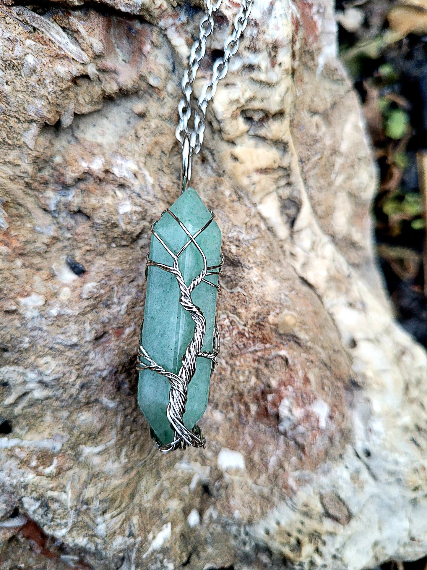 Natural Green Aventurine Stone tree of life wire wrapped necklace, Healing Stones, Wire wrapped jewelry