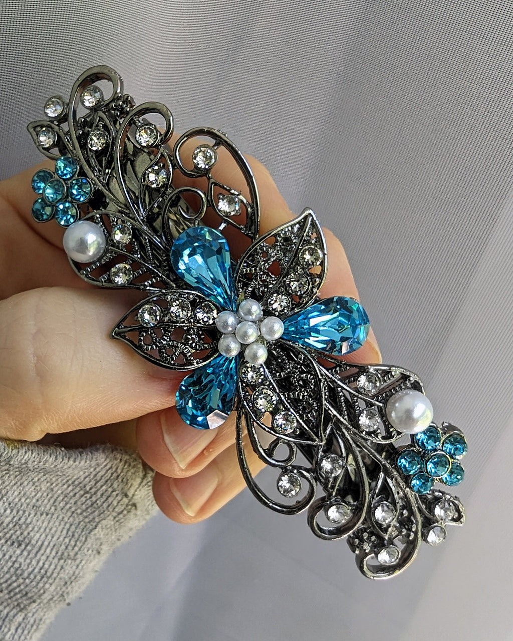 High Quality Swarovski Aquamarine Floral Crystal Hair Clips  display picture 2