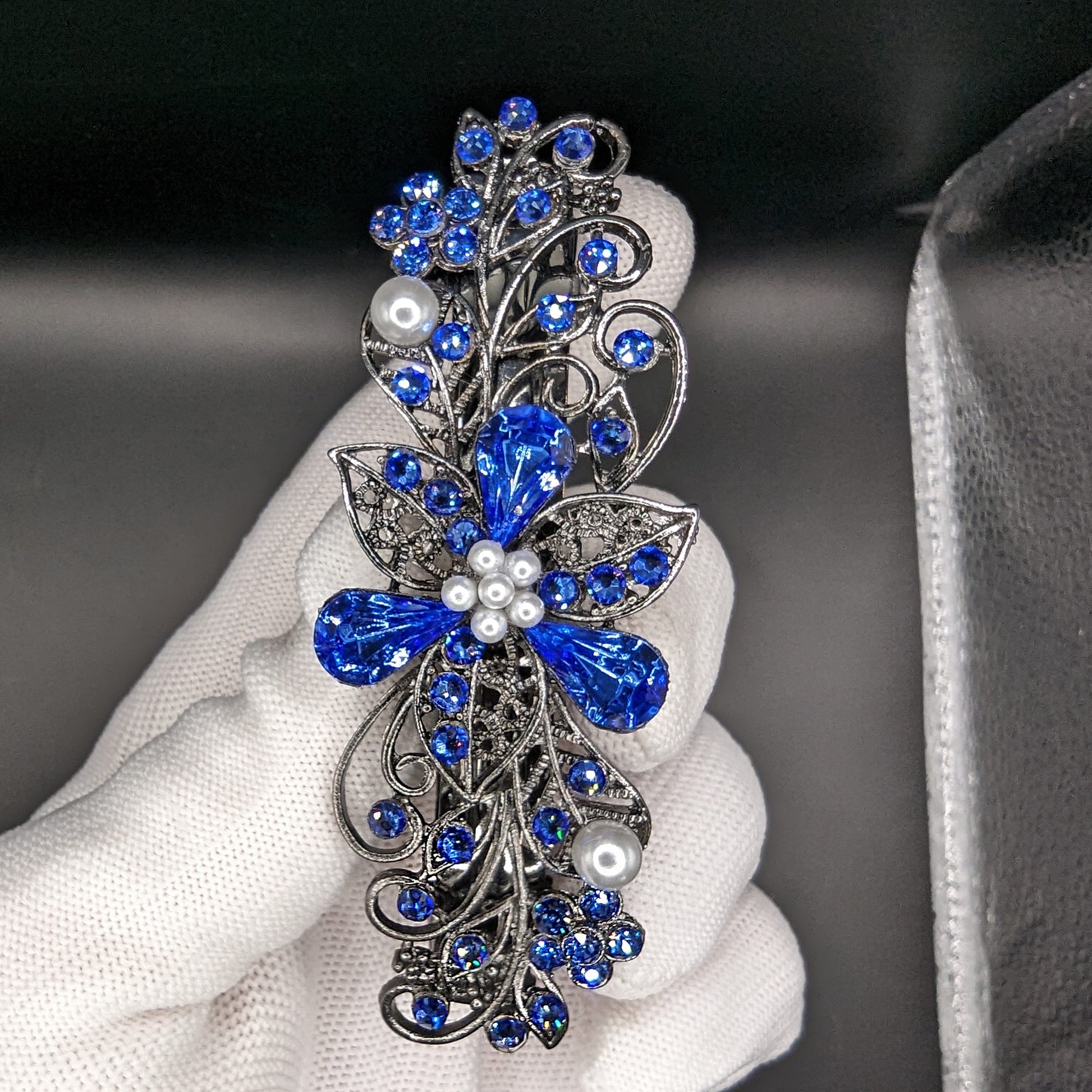 Swarovski Sapphire Blue Floral Crystal Hair Clips, Fancy Hair Barrettes, Bridal Hair Accessories, Hair Barrettes for Thick Hair, Wedding Jewelry, Vintage Jewelry, Elven Jewelry