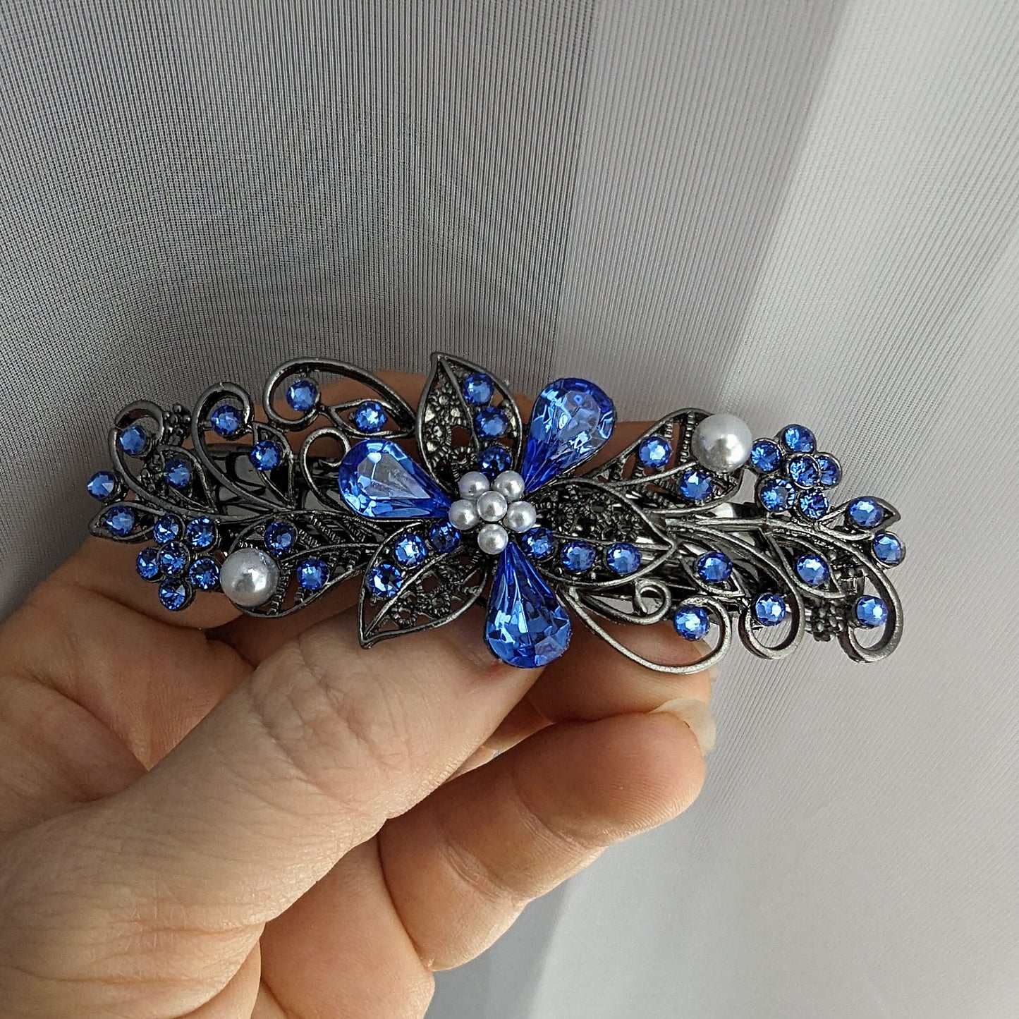 Swarovski Sapphire Blue Floral Crystal Hair Clips, Fancy Hair Barrettes, Bridal Hair Accessories, Hair Barrettes for Thick Hair, Wedding Jewelry, Vintage Jewelry, Elven Jewelry