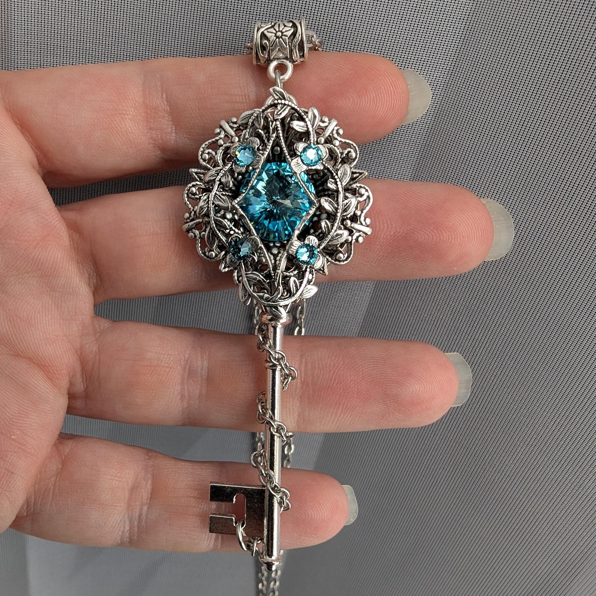 Turquoise Fantasy Key Necklace – Elven Fairycore Swarovski Crystal Jewelry