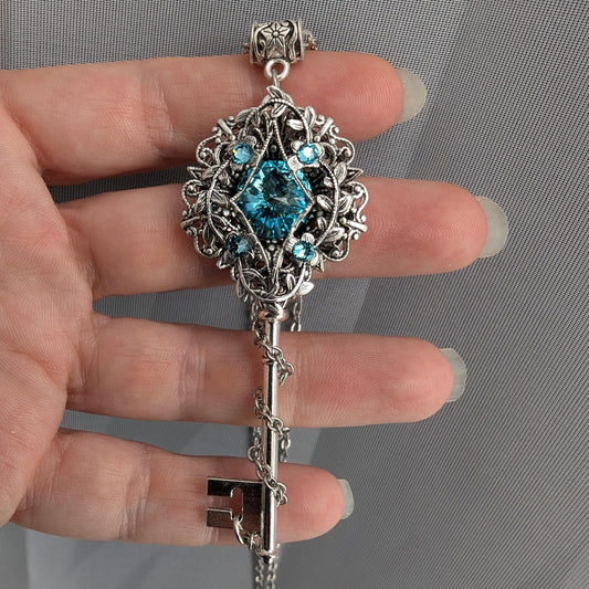 Turquoise Fantasy Key Necklace – Elven Fairycore Swarovski Crystal Jewelry