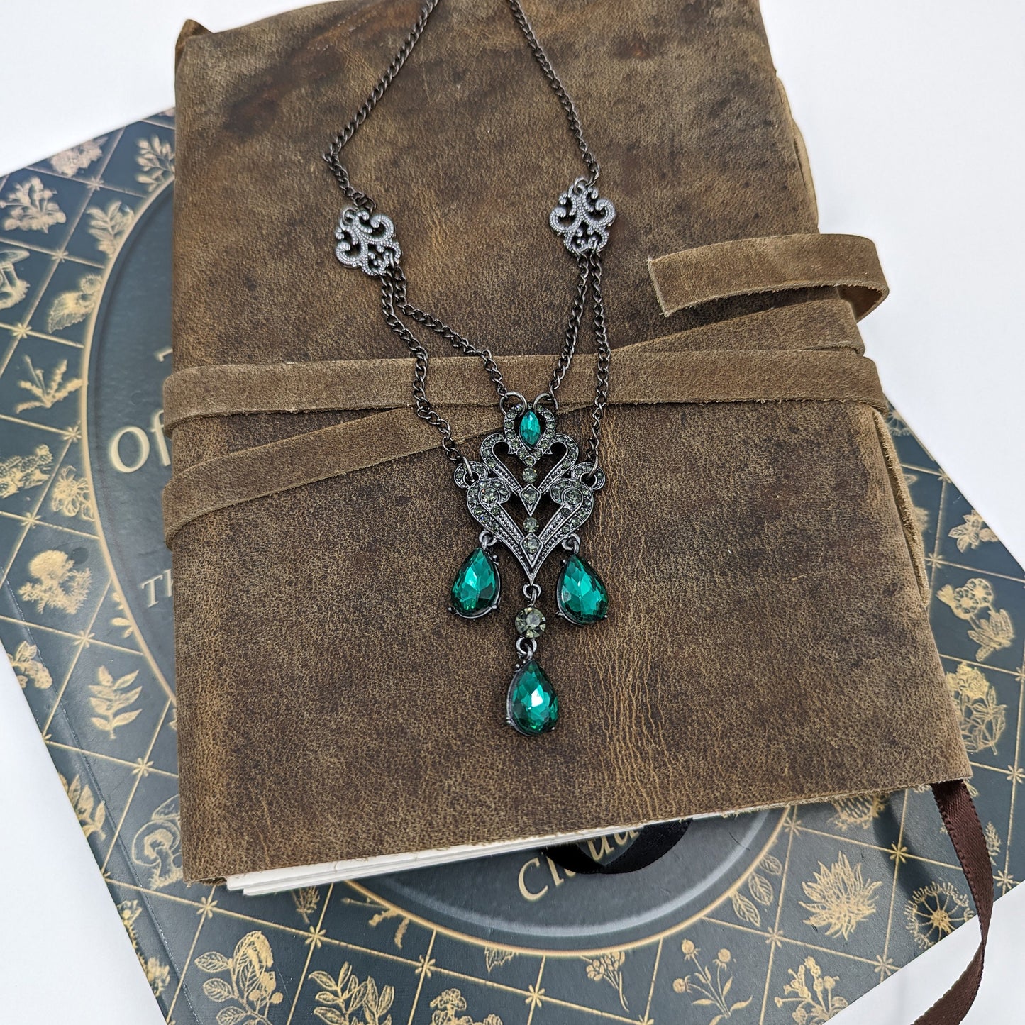 Vintage Crystal Chandelier Necklace with Emerald Rhinestones, Vintage Jewelry, Gothic Jewelry