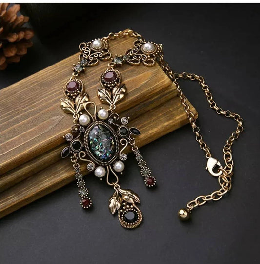 Vintage Rhinestone and pearl Statement Necklace with Black Opal Replica, Vintage Jewelry