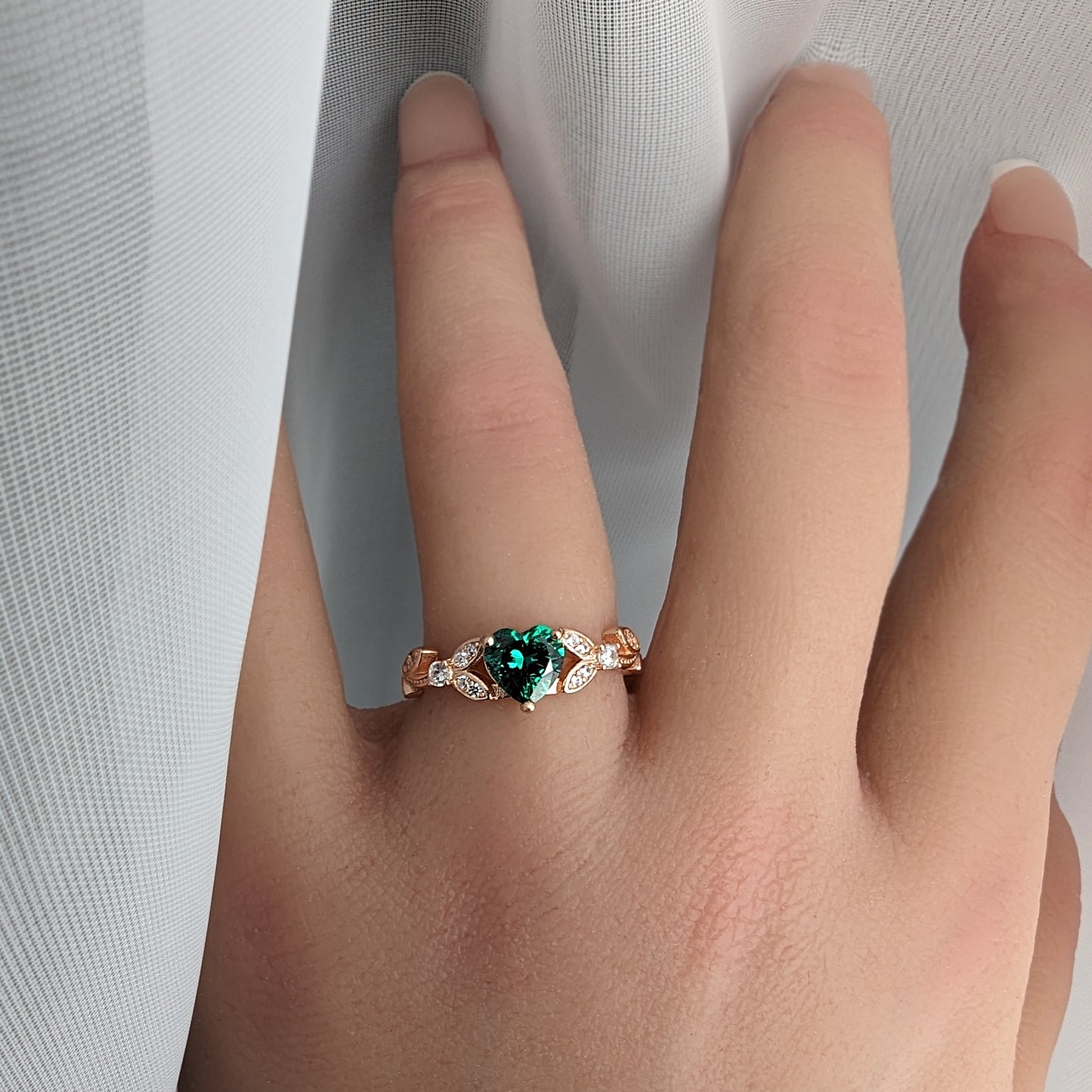 emerald engagement rings in rose gold, heart shaped rings, bridal jewelry jewelry, emerald rings engagement