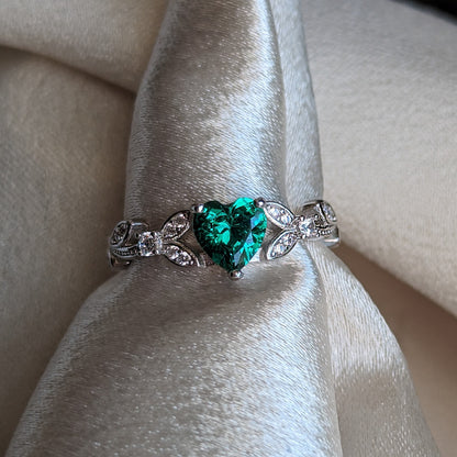 emerald engagement rings in white gold and rose gold, heart shaped rings, bridal jewelry jewelry, emerald rings engagement