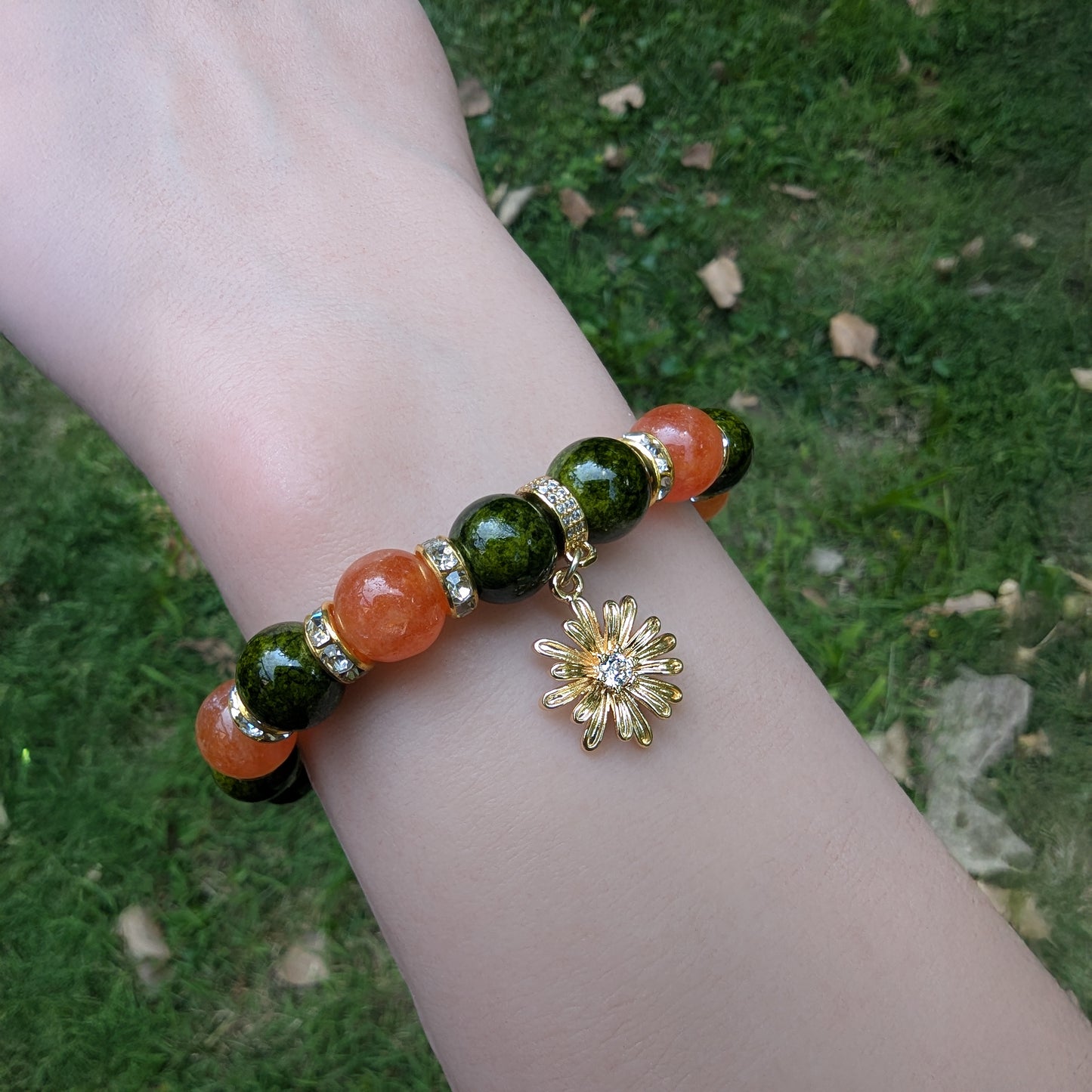 Sunstone & Jade Beaded Stretch Bracelet: 18K Gold Sun Charm, Autumn Healing Jewelry