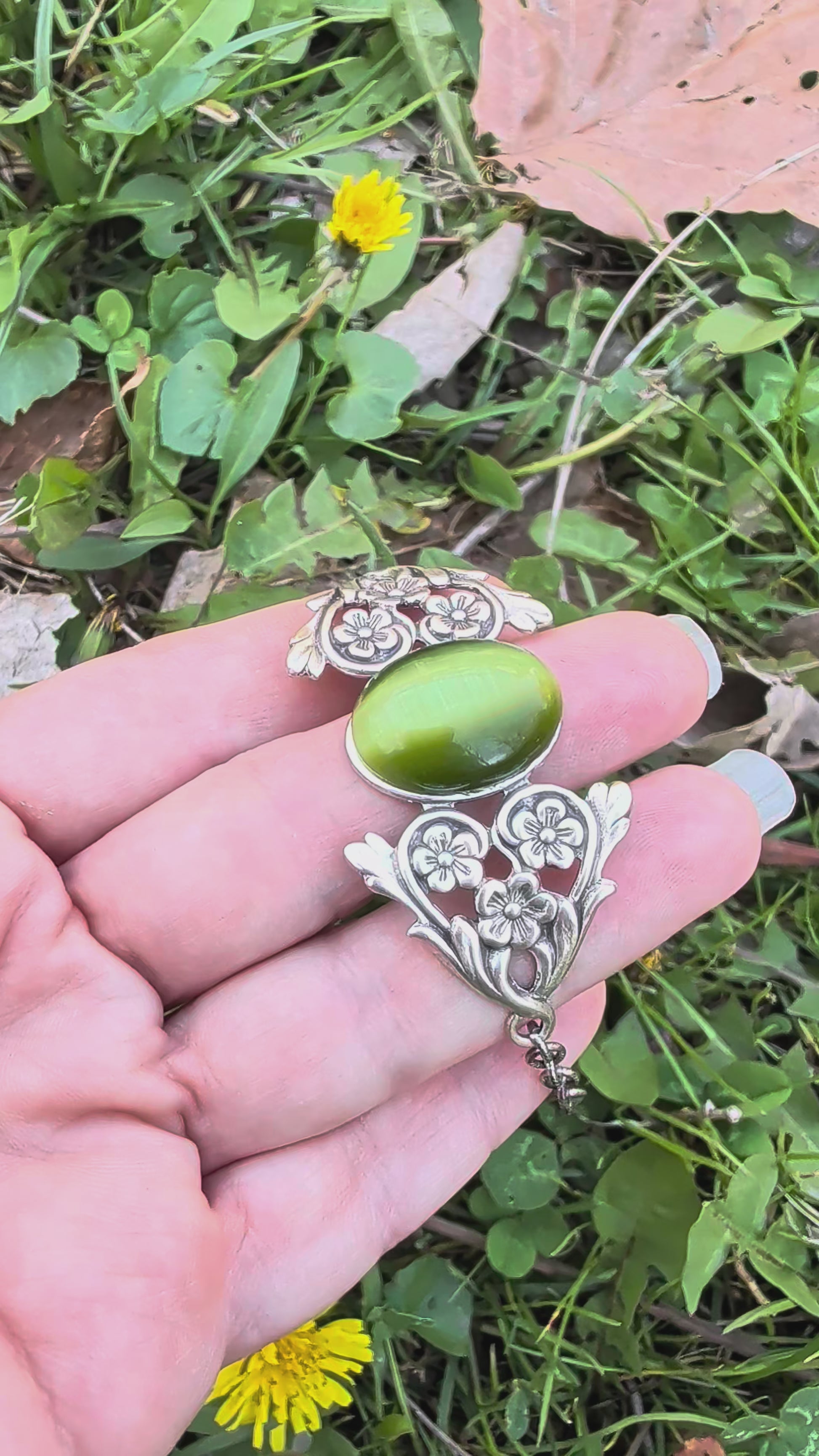 Olivine Cats Eye Sterling Silver Floral Green Glass Victorian Fairy Boho Bracelet