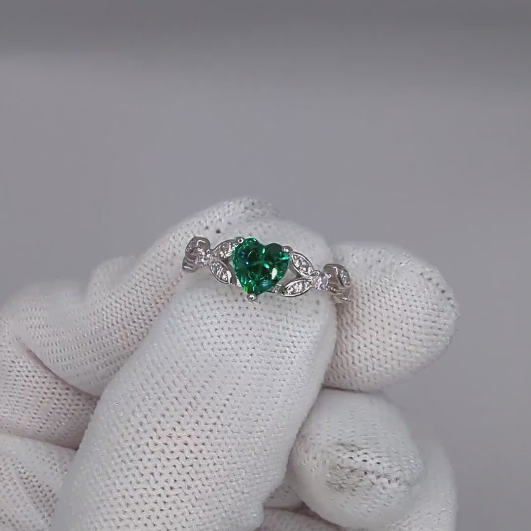 White Gold or Rose Gold Emerald Heart Engagement Ring, Wedding Ring, Bridal Gift, emerald rings engagement