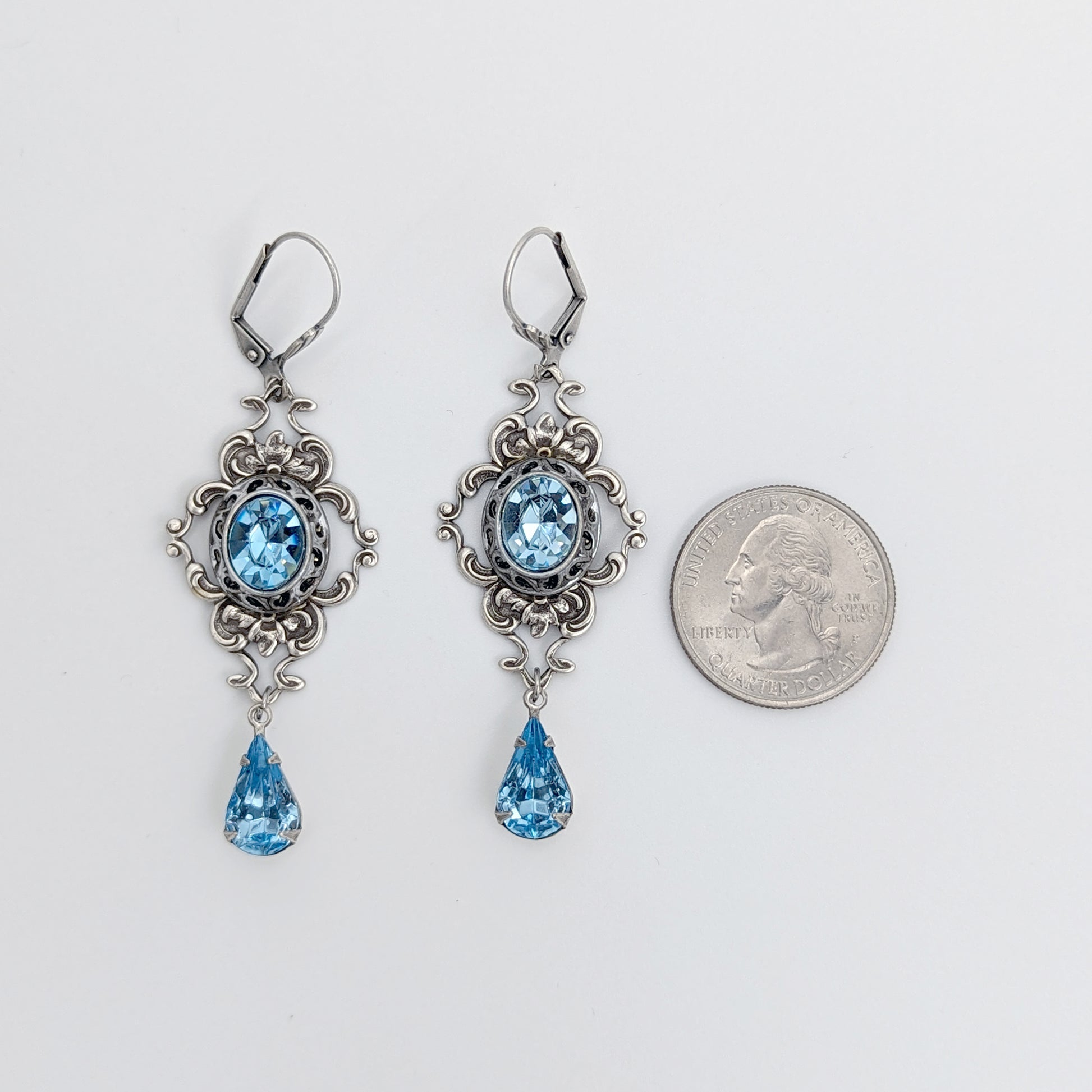 Vintage Aquamarine crystal Earrings, necklace Bridal Jewelry Set made with Swarovski crystals. Wedding Jewelry, Vintage Jewelry, Bridal jewelry jewelry