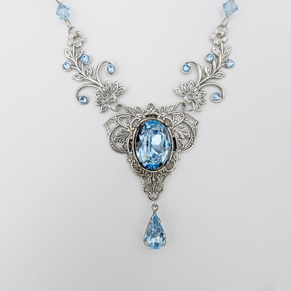 Vintage Aquamarine crystal necklace Bridal Jewelry Set made with Swarovski crystals. Wedding Jewelry, Vintage Jewelry, Bridal jewelry jewelry