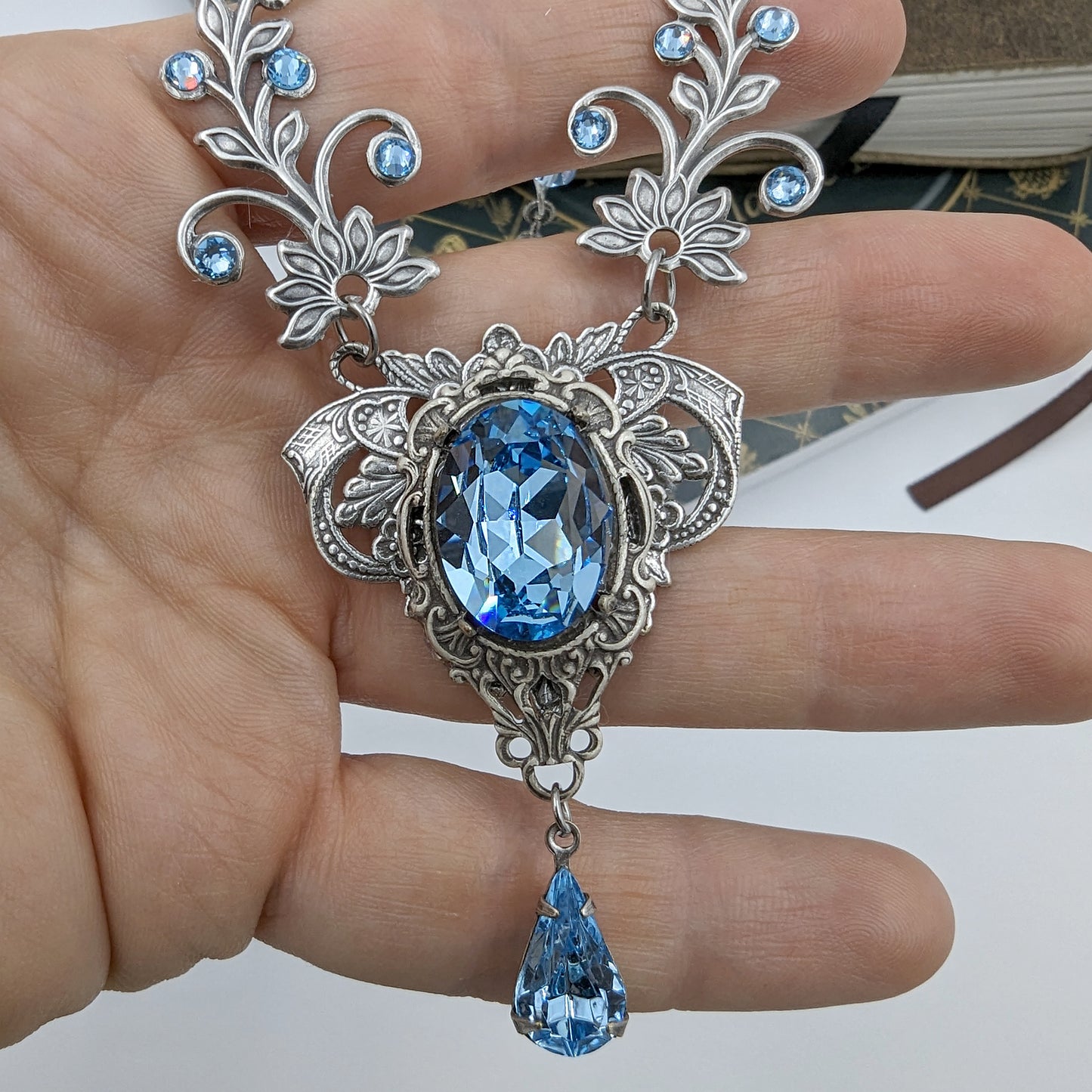 Vintage Aquamarine crystal necklace Bridal Jewelry Set made with Swarovski crystals. Wedding Jewelry, Vintage Jewelry, Bridal jewelry jewelry, Elven jewelry