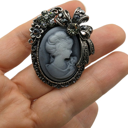 Alilang Vintage Classic Victorian Lady Gunmetal Gray Cameo Brooch with Rhinestone Floral and Bow Accents